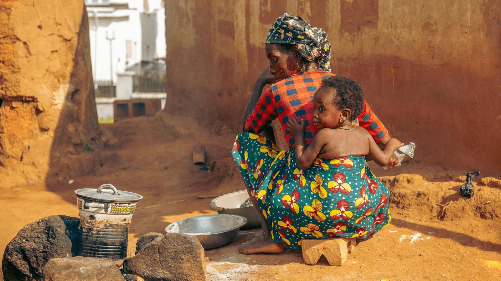 Women as primary change agents in the AMR response in informal settlements