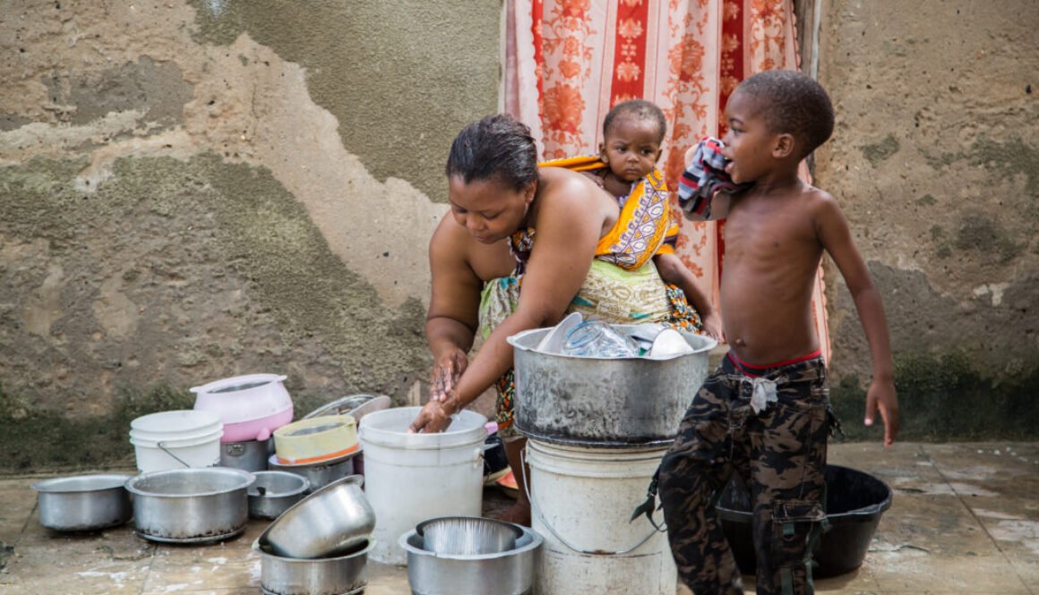 Antibiotics and childhood illness: Everyday realities of caregivers in Nairobi’s informal settlements